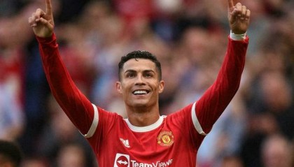  纽卡斯尔联高空霸主,场均头球进球领跑联盟