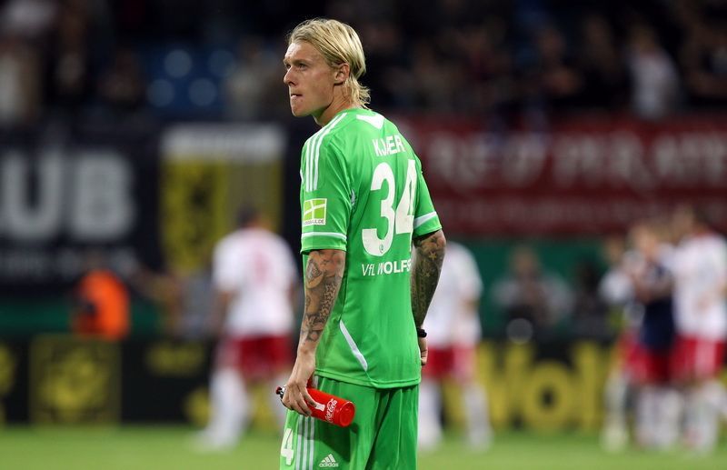  沃尔夫斯堡主帅战术调整奏效，客场抢分成功保级  