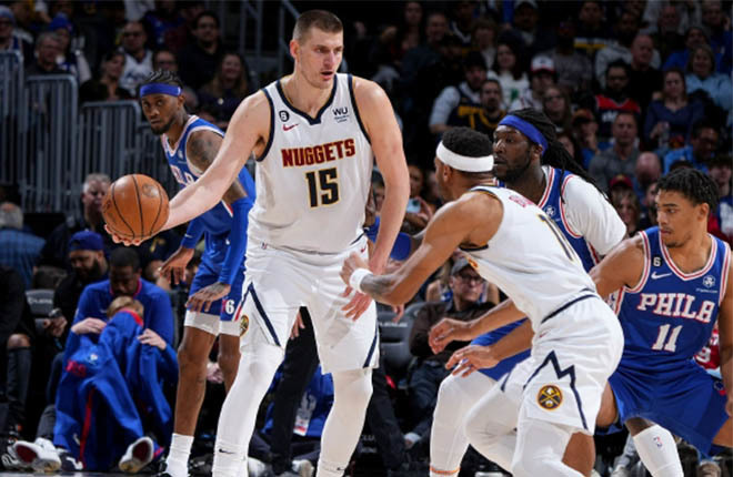  约基奇率掘金击败快船 约老师再献全能表现